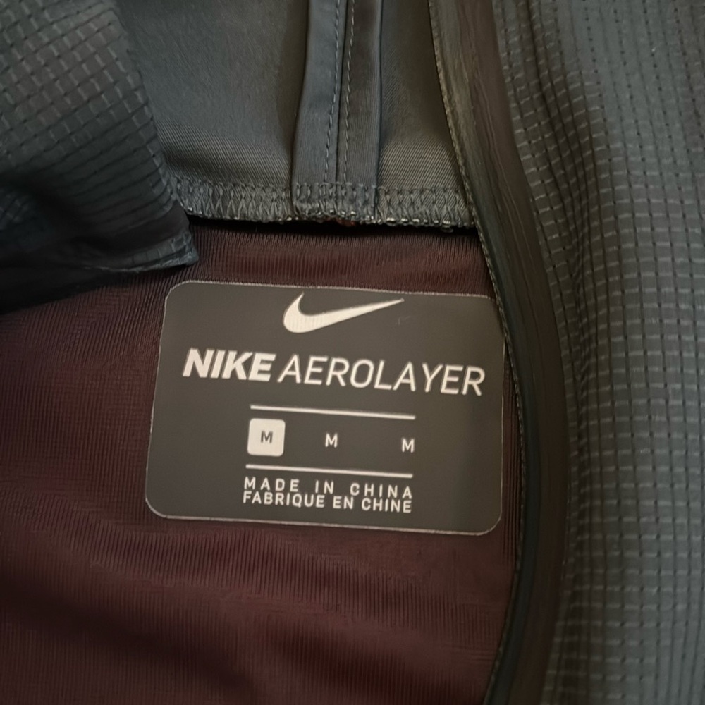 Nike Performance Top - image 2